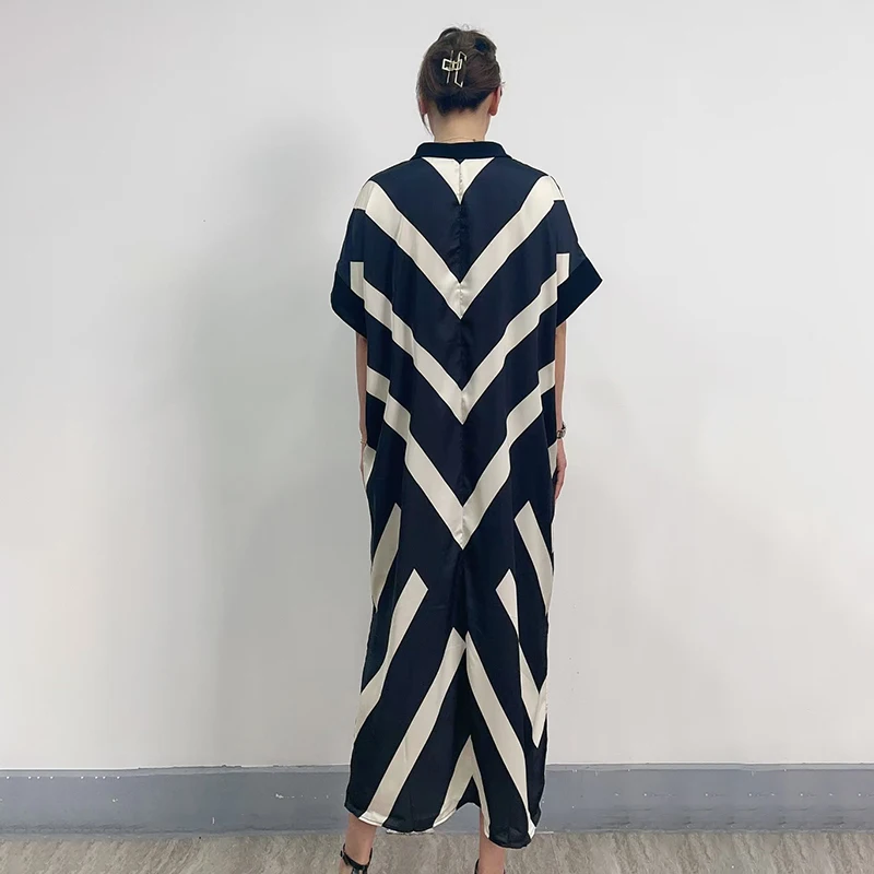 CHICEVER Casual Black Striped Dress For Women Lapel Collar Short Sleeve Loose Hit Color Mid Dresses Female Fashion Clothing 2021
CHICEVER Casual Black Striped Dress For Women Lapel Collar Short Sleeve Loose Hit Color Mid Dresses Female Fashion Clothing 2021