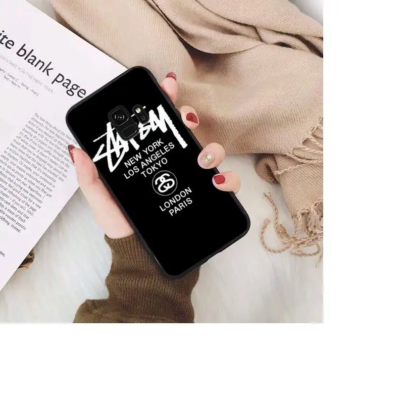American trend brand SS Phone Case For Samsung Galaxy A310 A3 A6 plus A7 A750 A530 A8 plus A9 A10 A30 A20 A50 70 40 A30S A50S
American trend brand SS Phone Case For Samsung Galaxy A310 A3 A6 plus A7 A750 A530 A8 plus A9 A10 A30 A20 A50 70 40 A30S A50S