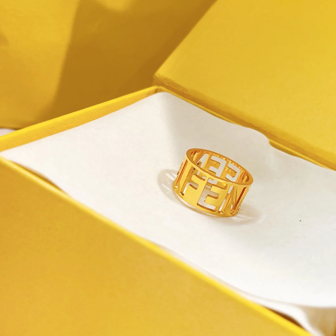 European and American trend fashion personality gold letter ring 
European and American trend fashion personality gold letter ring