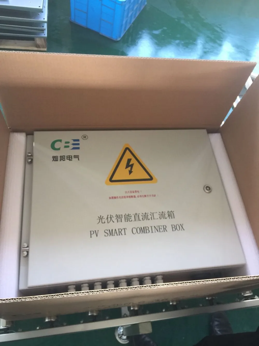 IP65 480V 400V 690V 4 in 1 Ac photovoltaic combiner box for 60MW 75MW 120MW solar projects
IP65 480V 400V 690V 4 in 1 Ac photovoltaic combiner box for 60MW 75MW 120MW solar projects