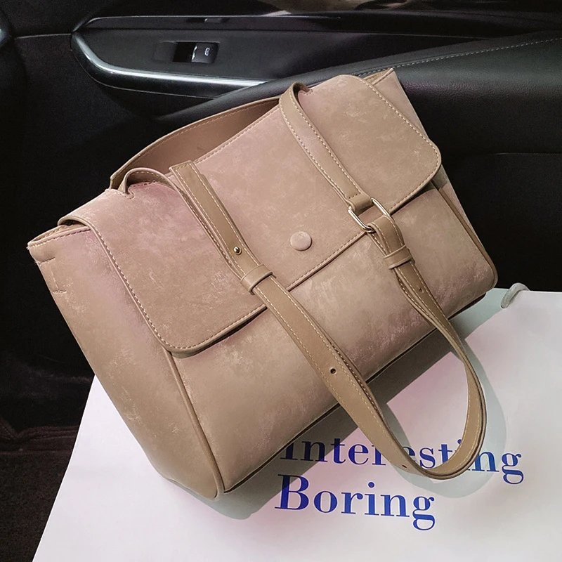 S.IKRR Scrub Leather Shoulder Bags for Women 2020 Winter Branded Crossbody Bag Lady Handbags Female Trending Luxury Hand Bag
S.IKRR Scrub Leather Shoulder Bags for Women 2020 Winter Branded Crossbody Bag Lady Handbags Female Trending Luxury Hand Bag