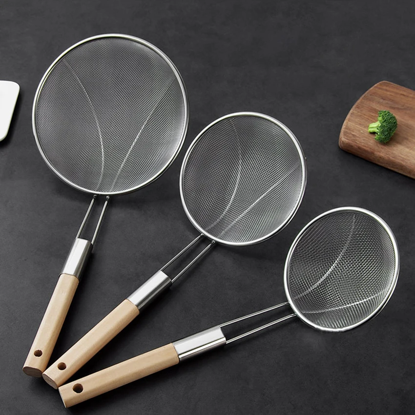 Stainless Steel Fine Mesh Strainer Colander Sieve Sifter with Wooden Handle for Kitchen Food Rice Pasta Noodles 14/ 16/ 20cm
Stainless Steel Fine Mesh Strainer Colander Sieve Sifter with Wooden Handle for Kitchen Food Rice Pasta Noodles 14/ 16/ 20cm