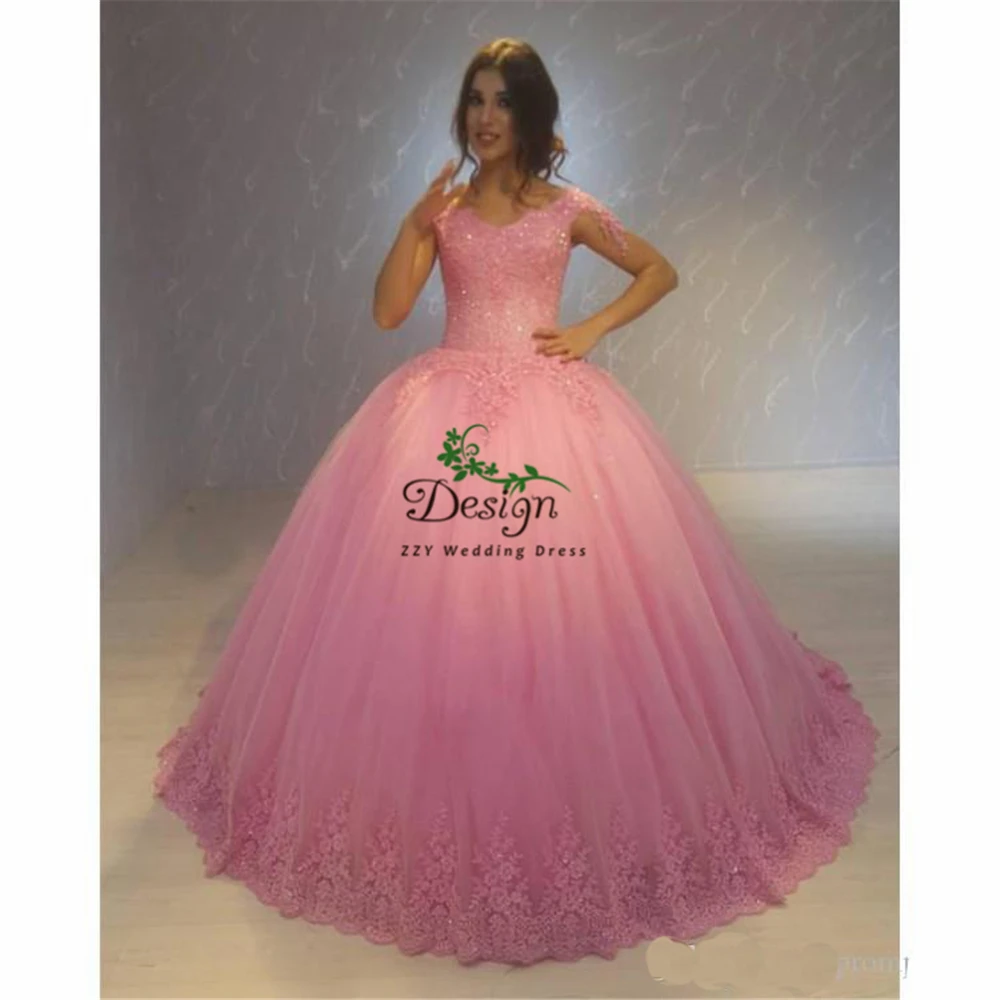 Excellent Tulle V-Neck Lace Appliques Sequins Beading Ball Gown Rhinestones Beading Ball Gown Quinceanera Dresses Court Train
Excellent Tulle V-Neck Lace Appliques Sequins Beading Ball Gown Rhinestones Beading Ball Gown Quinceanera Dresses Court Train