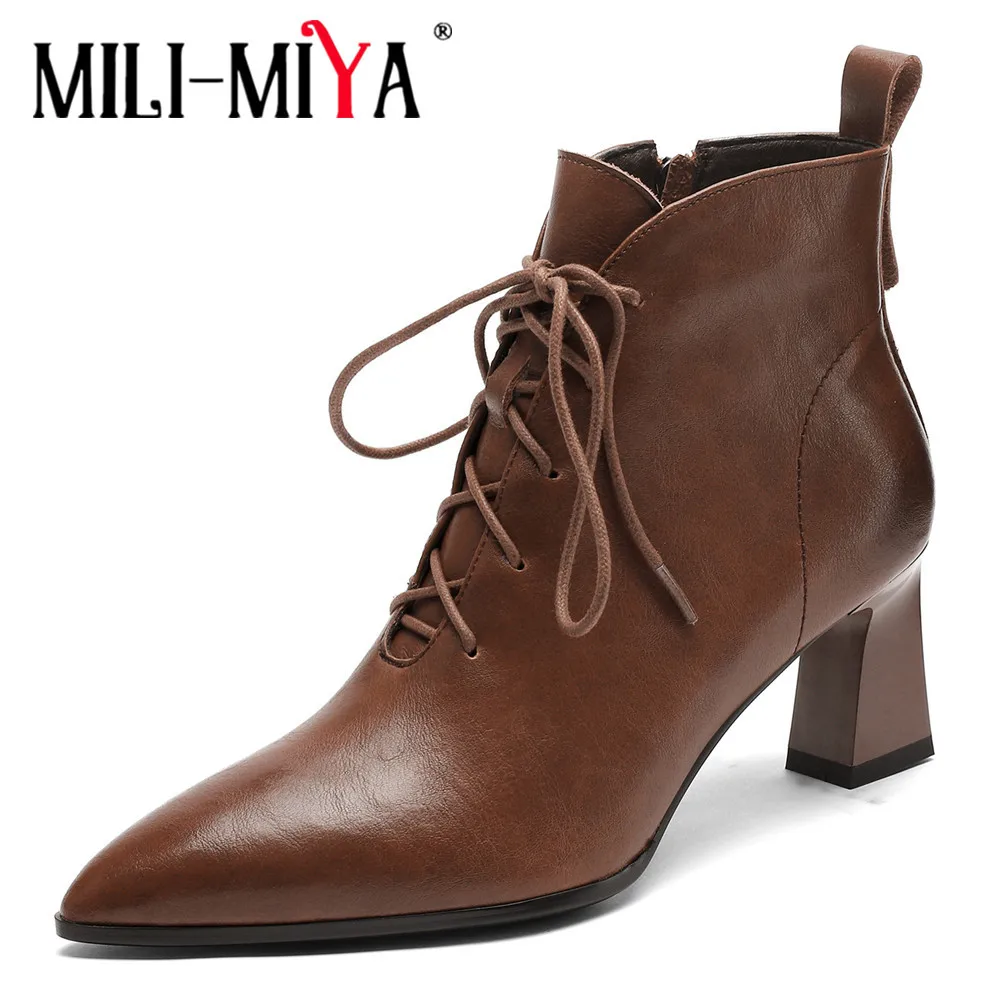 MILI-MIYA Mature Women Genuine Leather Fashion Ankle Boots Thick High Heel Pionted Toe Lace Up Ladies Shoes Boots Size 34-40
MILI-MIYA Mature Women Genuine Leather Fashion Ankle Boots Thick High Heel Pionted Toe Lace Up Ladies Shoes Boots Size 34-40