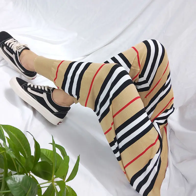 British Khaki loose sports Harem Pants women's Korean striped knitting casual high waist Capris
British Khaki loose sports Harem Pants women's Korean striped knitting casual high waist Capris