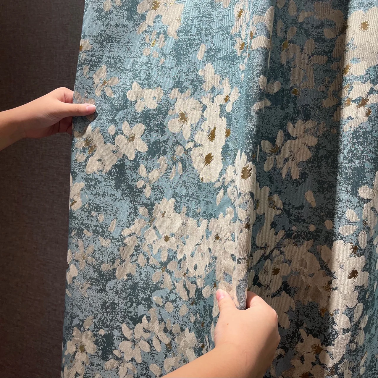 American country high precision light luxury shading home custom decoration modern Curtains for Living dining room bedroom
American country high precision light luxury shading home custom decoration modern Curtains for Living dining room bedroom