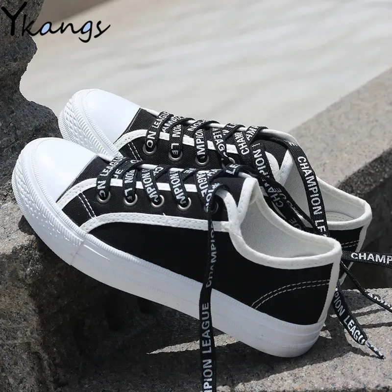 Street Style Letter Print Cross Strap Women Canvas Shoes Campus Style Low-top Ladies Sneakers Outdoor All-match Vulcanized Shoes
Street Style Letter Print Cross Strap Women Canvas Shoes Campus Style Low-top Ladies Sneakers Outdoor All-match Vulcanized Shoes