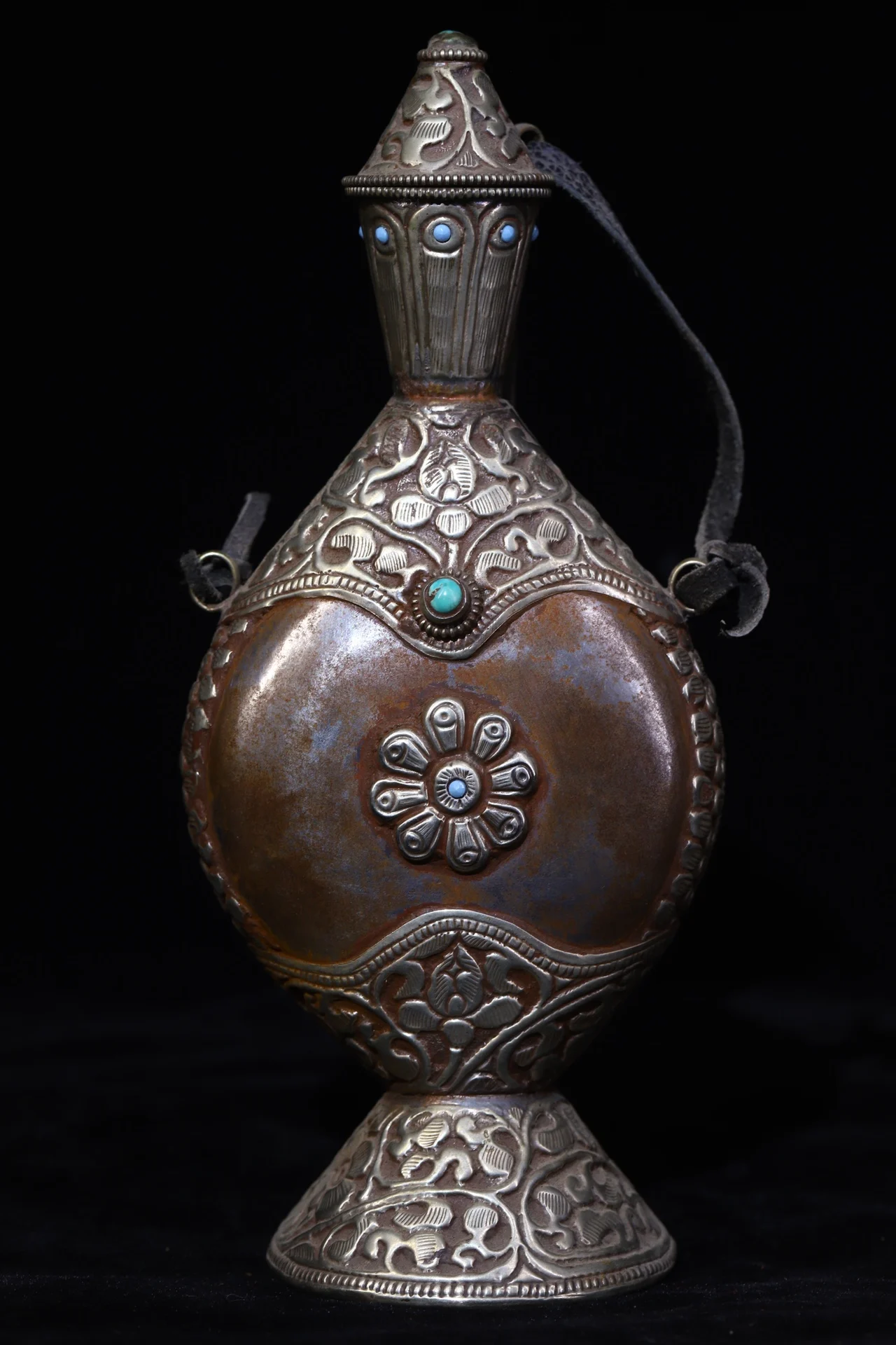 8"Chinese temple collection Old Tiantie mosaic Filigree Gem snuff bottle Eight Treasure Pot snuff bottle
8"Chinese temple collection Old Tiantie mosaic Filigree Gem snuff bottle Eight Treasure Pot snuff bottle