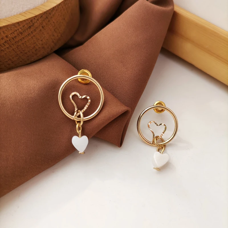 Simple Geometric Circular Hollow Stud Earrings Eardrop Small And Pure And Fresh Temperament Earrings Women Love Jewelry Gifts
Simple Geometric Circular Hollow Stud Earrings Eardrop Small And Pure And Fresh Temperament Earrings Women Love Jewelry Gifts