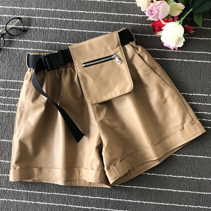2020 New Sheepskin Shorts Womens High Waist A-Line Wide-Leg Pants Khaki Loose Pants Fashion Leather Overalls
2020 New Sheepskin Shorts Womens High Waist A-Line Wide-Leg Pants Khaki Loose Pants Fashion Leather Overalls