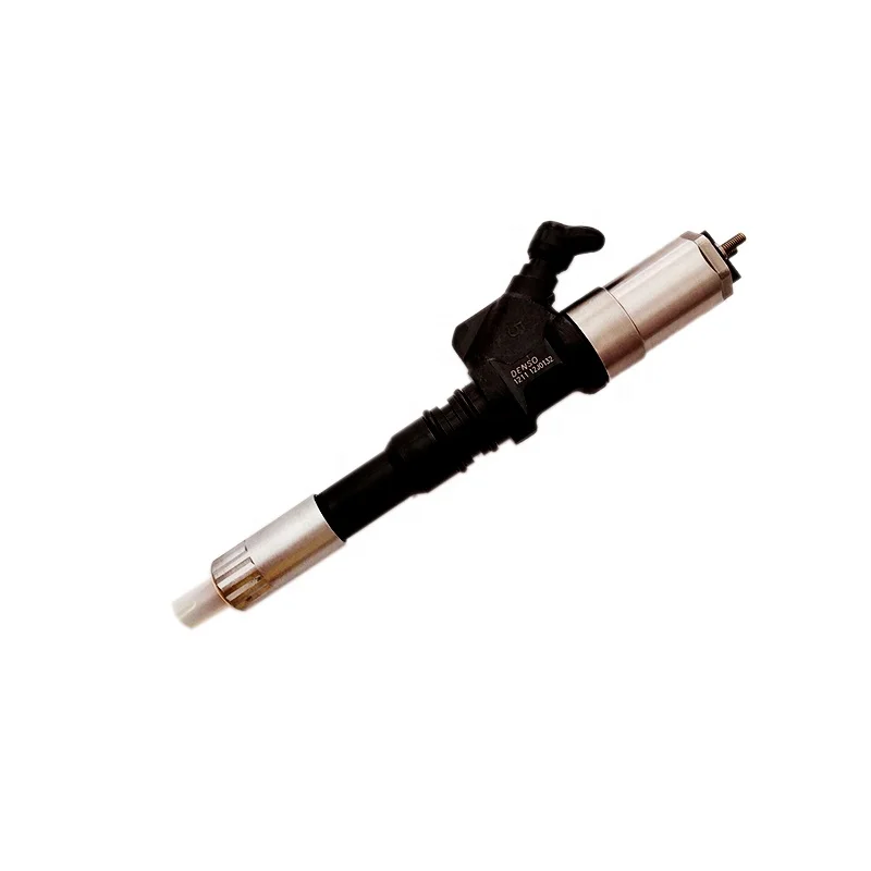 Diesel injector 095000-1211 for excavator PC400-7 engine 6156-11-3300 
Diesel injector 095000-1211 for excavator PC400-7 engine 6156-11-3300