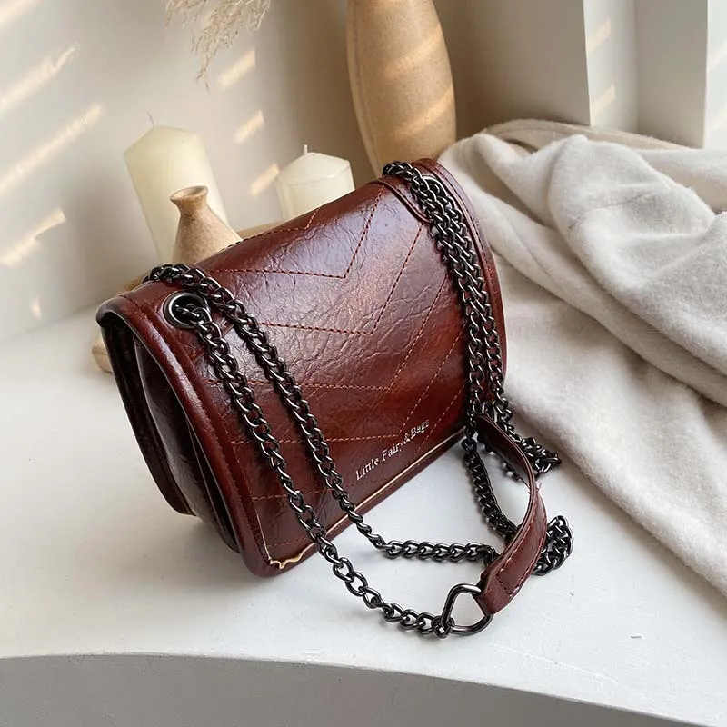 Women Handbag 2019 New Famous Luxury Designer Brand Retro Chain Crossbody Messenger Bag Fashion Embroidery Line Small Square Bag
Women Handbag 2019 New Famous Luxury Designer Brand Retro Chain Crossbody Messenger Bag Fashion Embroidery Line Small Square Bag