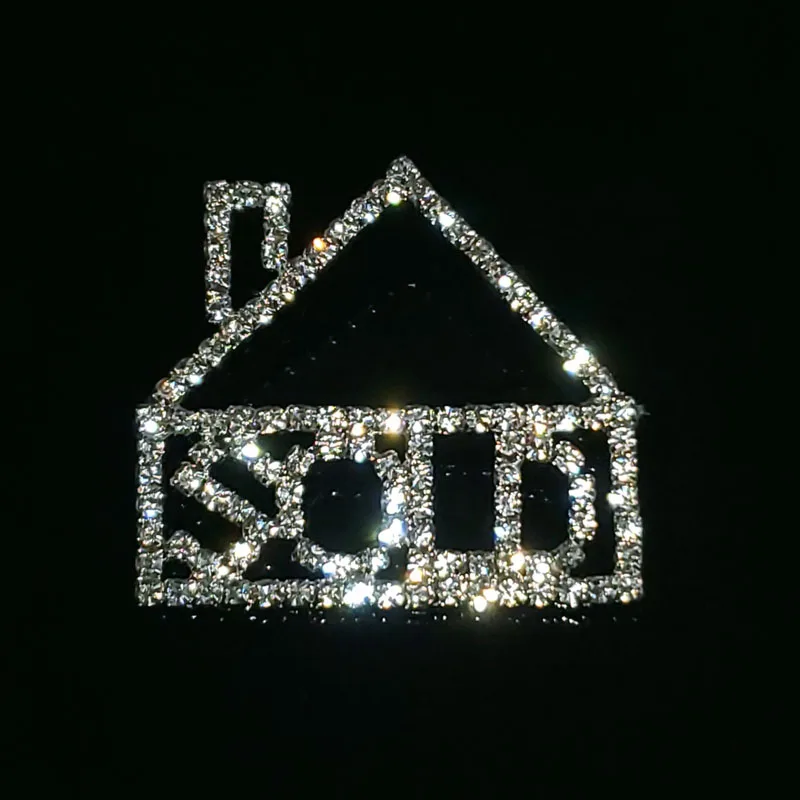 Crystal Handmade Word Jewelry "House Sold" Lapel Pin Rhinestone Word Brooch Accessories Unique Gift for Realtor Wholesale
Crystal Handmade Word Jewelry "House Sold" Lapel Pin Rhinestone Word Brooch Accessories Unique Gift for Realtor Wholesale