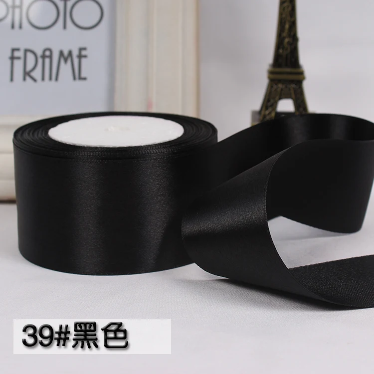 25 ярдов/рулон, черная шелковая атласная лента, 2 дюйма, 5 см
25 ярдов/рулон, черная шелковая атласная лента, 2 дюйма, 5 см
