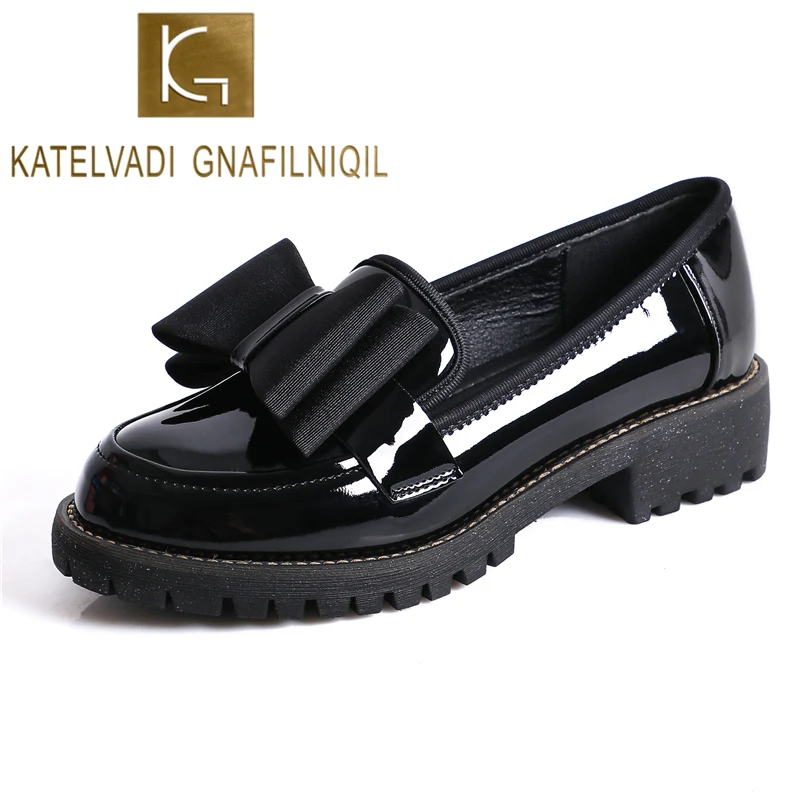 KATELVADI Uniform Shoes Black Patent PU Leather Round Toe Women Girls School Students Lolita Cosplay Shoes Rubber Sole K-478
KATELVADI Uniform Shoes Black Patent PU Leather Round Toe Women Girls School Students Lolita Cosplay Shoes Rubber Sole K-478