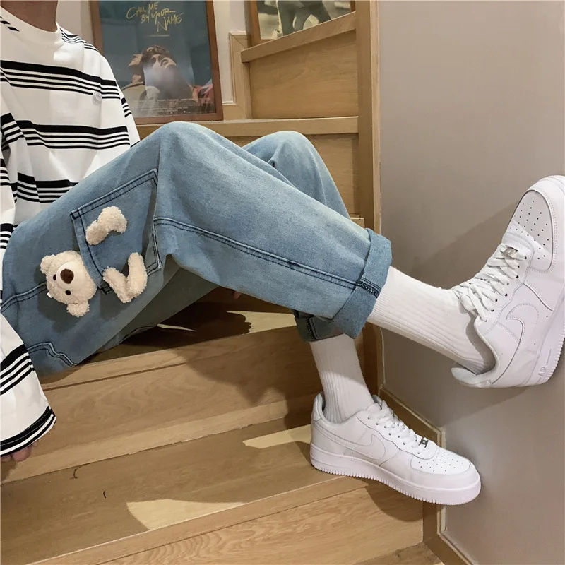 Trendy Bear Men Jeans Summer Retro Washed Jeans 2021 New Korean Street Denim Daily Beach Straight Pants Casual Loose Trousers
Trendy Bear Men Jeans Summer Retro Washed Jeans 2021 New Korean Street Denim Daily Beach Straight Pants Casual Loose Trousers