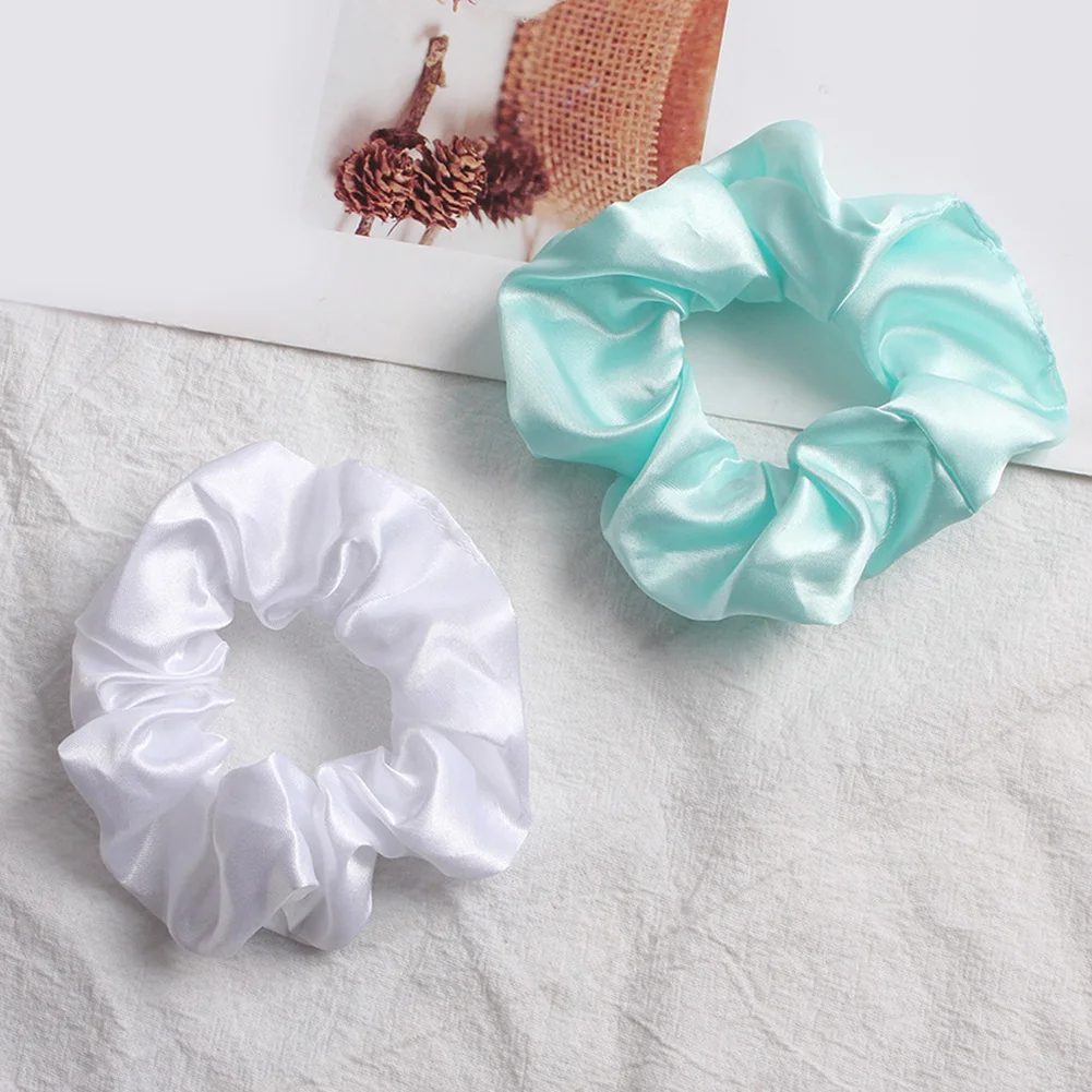 2021 New Egelant Retro Silky Satin Hair Scrunchies Korea Sweet Elastic Solid Color Hair Tie Rope Hair Ring Ponytail Headwear Hot
2021 New Egelant Retro Silky Satin Hair Scrunchies Korea Sweet Elastic Solid Color Hair Tie Rope Hair Ring Ponytail Headwear Hot