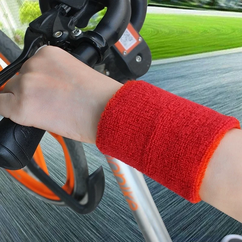 2PCS Colorful Cotton Unisex Sport Sweatband Wristband Wrist Protector Running Badminton Basketball Brace Terry Cloth Sweat Band
2PCS Colorful Cotton Unisex Sport Sweatband Wristband Wrist Protector Running Badminton Basketball Brace Terry Cloth Sweat Band