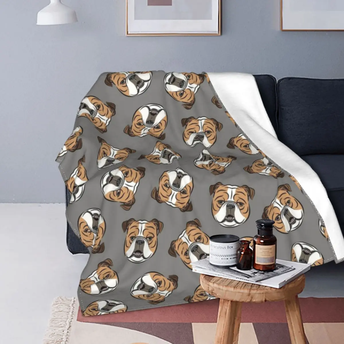 

Manta de franela con estampado de cara de perro, manta ligera multifunción para cama, sofá, colchas, Bulldog inglés, Toss, gris