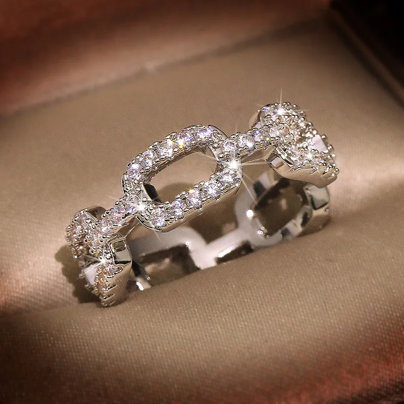 Original Design Dazzling AAAAA Geometric Zircon Wedding Ring Female Noble Silver Engagement Ring Chic Tail Ring Fashion Jewelry
Original Design Dazzling AAAAA Geometric Zircon Wedding Ring Female Noble Silver Engagement Ring Chic Tail Ring Fashion Jewelry