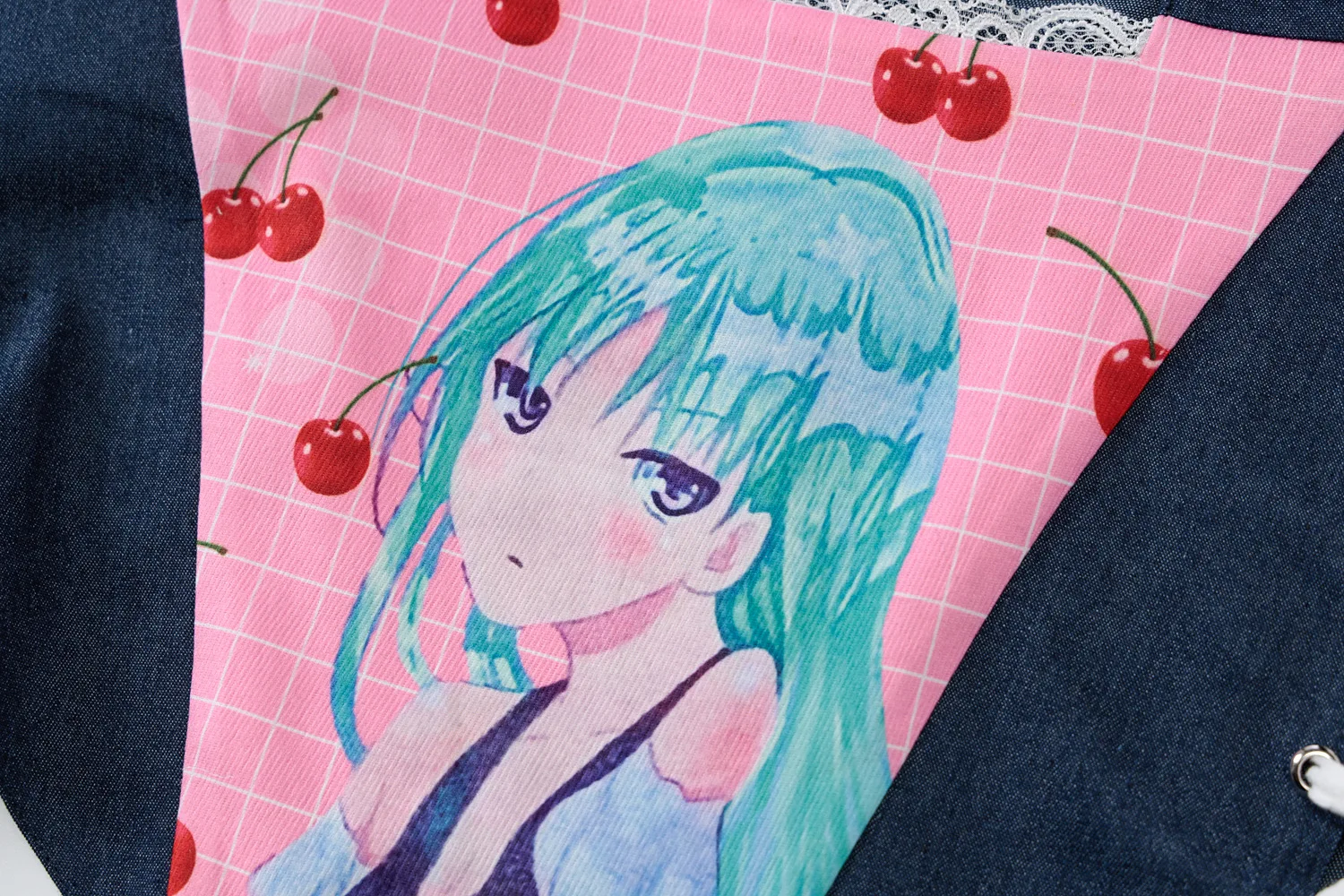 Y2K Fashion Streetwear 2021 Sleeveless Print Patchwork Sexy Crop Top Summer Women Fashion Hollow Out Bandage Camis Cute Tees
Y2K Fashion Streetwear 2021 Sleeveless Print Patchwork Sexy Crop Top Summer Women Fashion Hollow Out Bandage Camis Cute Tees