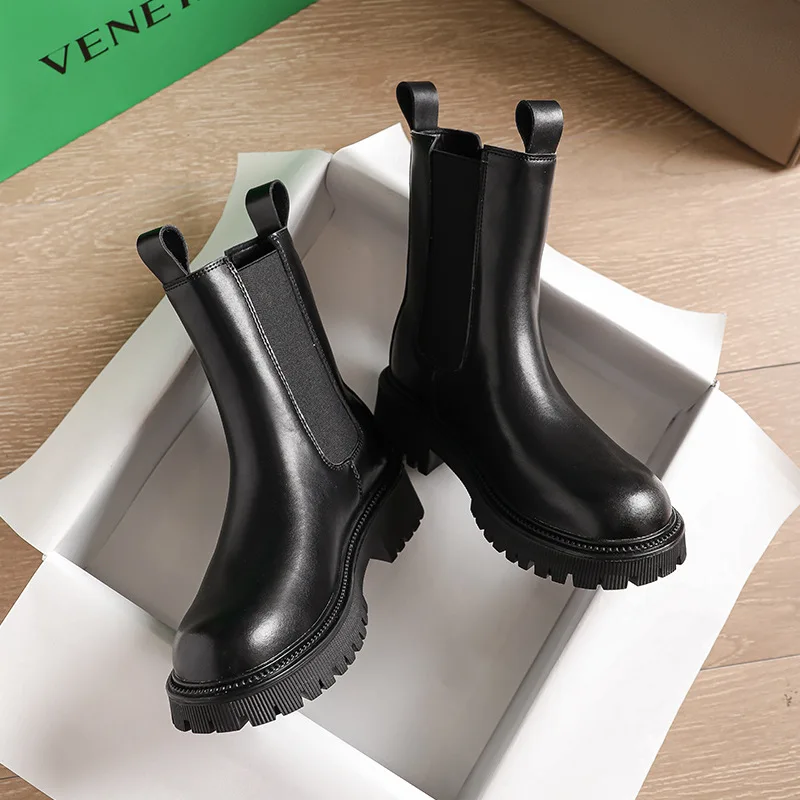 Ankle Boots Women Platform Cow Leather Lace-Up Round Toe Lady Booties Autumn Winter Platform Sole Shoes Chunky Boots
Ankle Boots Women Platform Cow Leather Lace-Up Round Toe Lady Booties Autumn Winter Platform Sole Shoes Chunky Boots