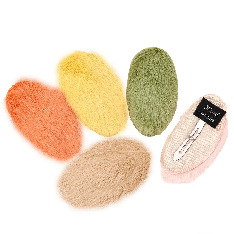 Cute side hairpin new autumn and winter net red faux rabbit hair BB clip girl Joker bangs clip hairpin women accessories
Cute side hairpin new autumn and winter net red faux rabbit hair BB clip girl Joker bangs clip hairpin women accessories