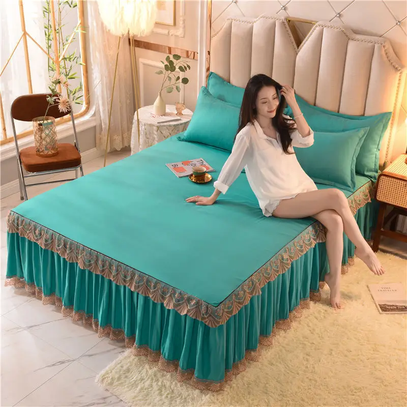 Non-slip Lace Bed Skirt Three-piece Bedspread Non-fading Bed Sheet Bed Sheet Simmons Protective Cover 
Non-slip Lace Bed Skirt Three-piece Bedspread Non-fading Bed Sheet Bed Sheet Simmons Protective Cover