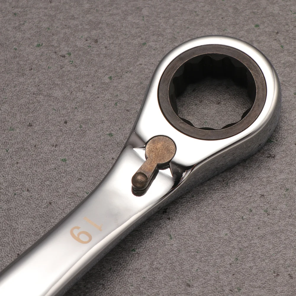 8MM Two-way Ratchet Quick-Release Easy to Use Tooth Round Head Ratchet Wrench
8MM Two-way Ratchet Quick-Release Easy to Use Tooth Round Head Ratchet Wrench