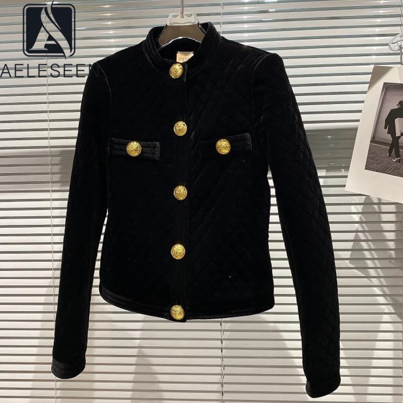 AELESEEN Velvet Coat 2021 Autumn Winter Black High Quality Elegant Plaid Gold Button Slim Runway Warm Female Jacket
AELESEEN Velvet Coat 2021 Autumn Winter Black High Quality Elegant Plaid Gold Button Slim Runway Warm Female Jacket