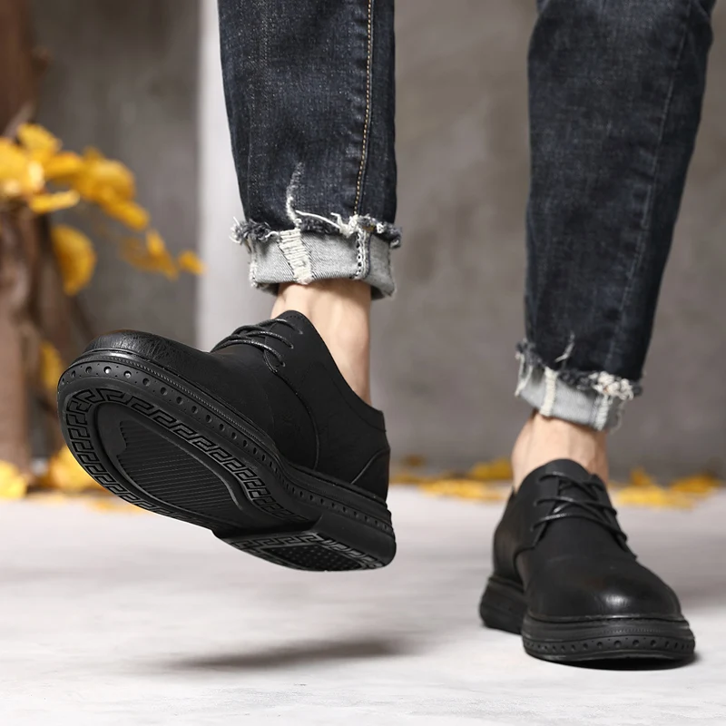 Mens Designer Shoes Men lace up Oxfords Shoes Spring Autumn New Fashion Casual Leather Shoes outdoor fashion black Dress Shoes
Mens Designer Shoes Men lace up Oxfords Shoes Spring Autumn New Fashion Casual Leather Shoes outdoor fashion black Dress Shoes