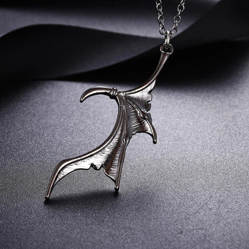 2Pcs Vinatge Bat Wing Heart Couples Pendant Necklace Set Lovers Fashion Jewerly P15C
2Pcs Vinatge Bat Wing Heart Couples Pendant Necklace Set Lovers Fashion Jewerly P15C