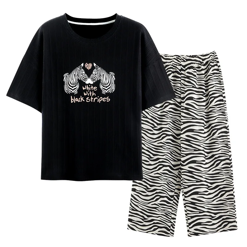 Women's pajamas casual pajamas summer thin women's short-sleeved zebra striped cropped trousers home pajamas
Women's pajamas casual pajamas summer thin women's short-sleeved zebra striped cropped trousers home pajamas