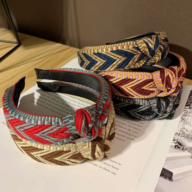 New Weaving Hairbands Knot for Women Antique Hair Accessories Winter Outdoor Headdress Wide Headband Adults Hair Band Head Hoop
New Weaving Hairbands Knot for Women Antique Hair Accessories Winter Outdoor Headdress Wide Headband Adults Hair Band Head Hoop