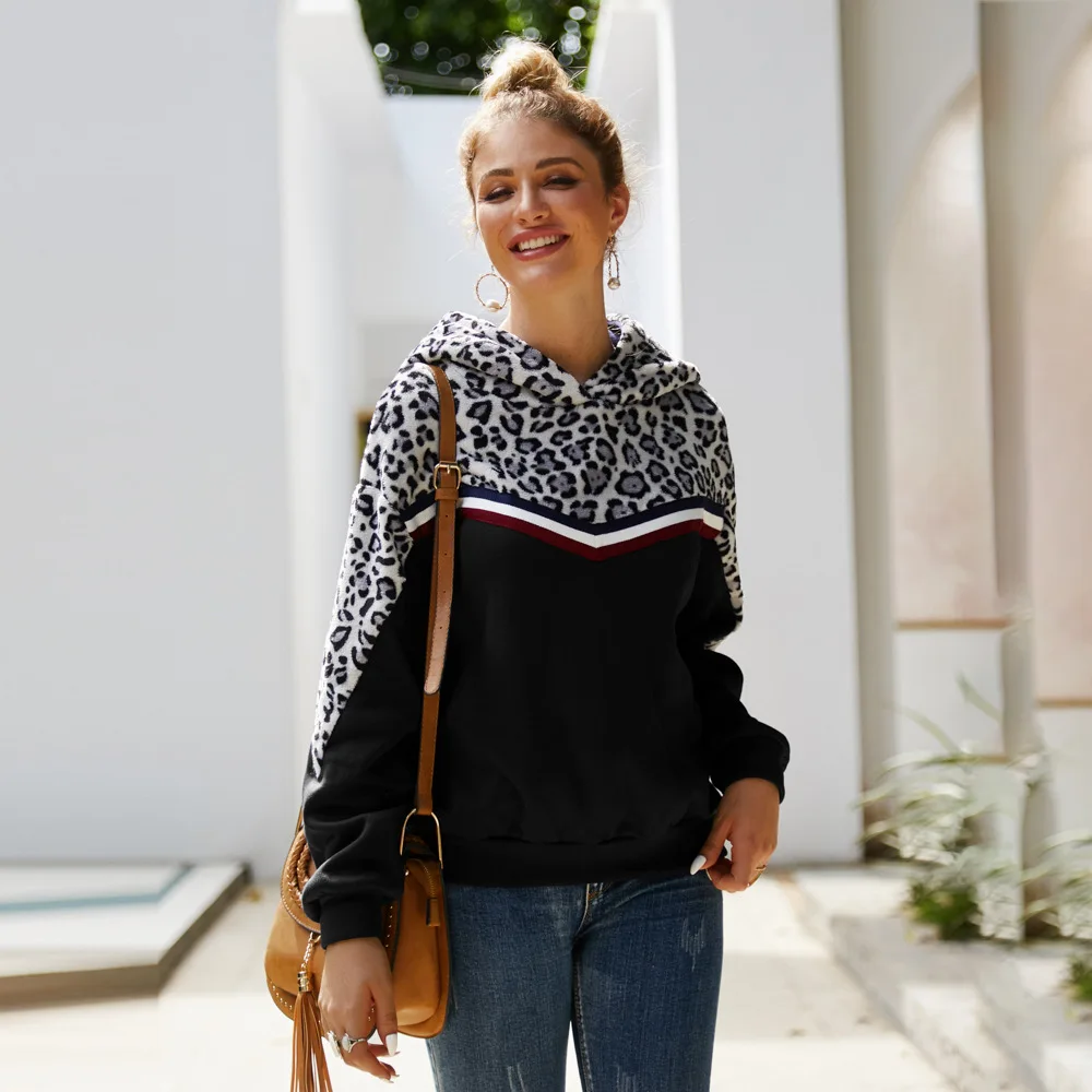 Hoodies Women Plus Autumn And Winter Soft Leopard Print Splicing Chic Hoodie with Hat Brazil's Style Womens Pullovers Sweatshirt
Hoodies Women Plus Autumn And Winter Soft Leopard Print Splicing Chic Hoodie with Hat Brazil's Style Womens Pullovers Sweatshirt