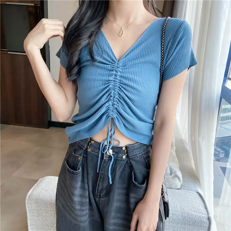 2021 summer harbor chic slim v-neck pull rope short sleeve ice silk sweater all-match V-neck short sleeve T-shirt female tide
2021 summer harbor chic slim v-neck pull rope short sleeve ice silk sweater all-match V-neck short sleeve T-shirt female tide