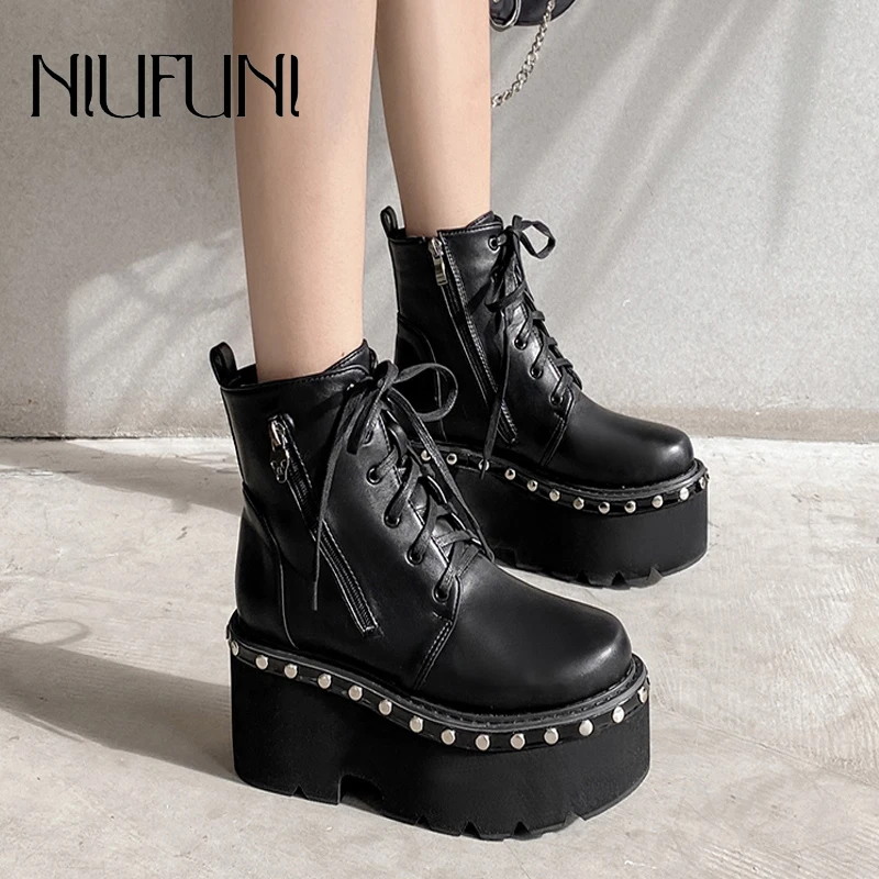 NIUFUNI Solid Color Ankle Strap Hollow Mesh Boots Sexy Wedges Women's Boots Slip Ons High Heels Party Wedding Zipper Shoes Women
NIUFUNI Solid Color Ankle Strap Hollow Mesh Boots Sexy Wedges Women's Boots Slip Ons High Heels Party Wedding Zipper Shoes Women