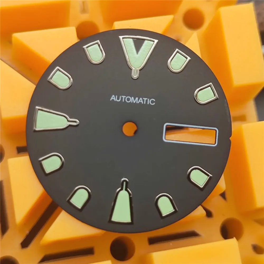 Dull Mechanical Dial 28.5MM Diving Watch NH36 Automatic Movement Modified Dial Strong Green Luminous Parts
Dull Mechanical Dial 28.5MM Diving Watch NH36 Automatic Movement Modified Dial Strong Green Luminous Parts