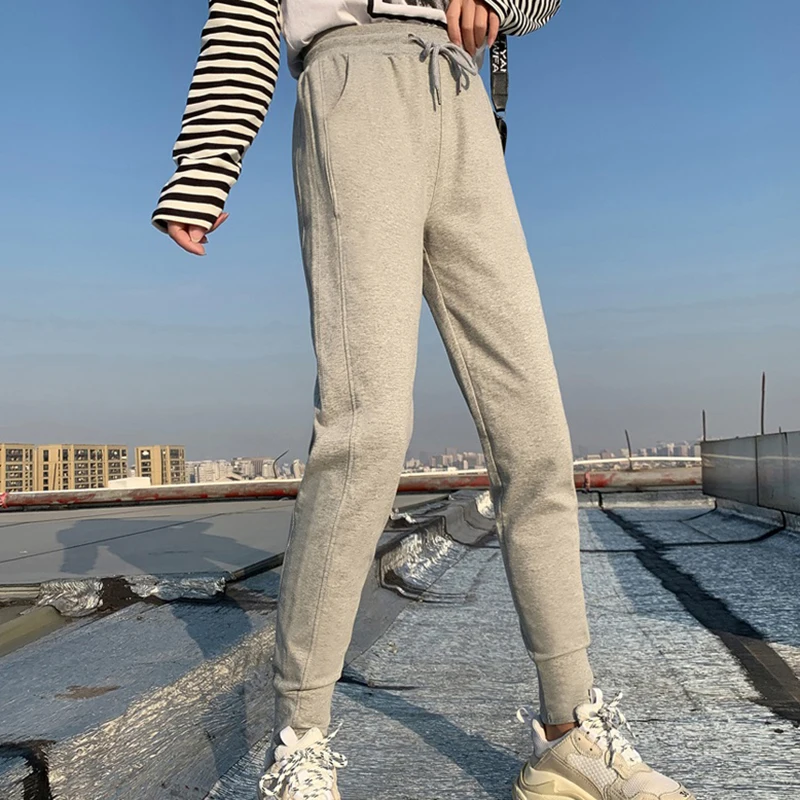 2020 Spring Autumn New Sports Pants Women's Loose Bottoms Pure Cotton Sweat Pants Waist Thin Wild Nine Points Casual Pants F1294
2020 Spring Autumn New Sports Pants Women's Loose Bottoms Pure Cotton Sweat Pants Waist Thin Wild Nine Points Casual Pants F1294