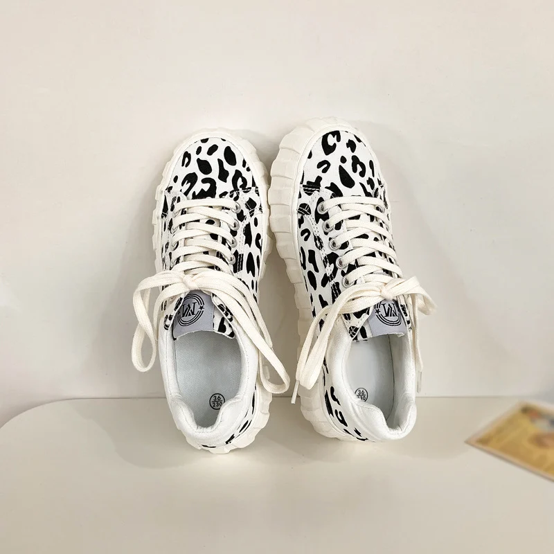 Women's Canvas Thick Bottom Ladies Flat Lace UP Leopard Platfoem Casual Shoes Woman Sneakers Retro Outdoor Leisure Vulcanized
Women's Canvas Thick Bottom Ladies Flat Lace UP Leopard Platfoem Casual Shoes Woman Sneakers Retro Outdoor Leisure Vulcanized