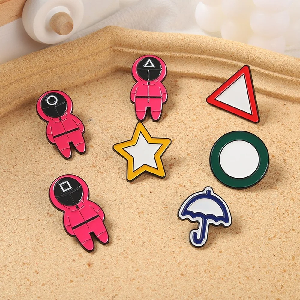 Squid Game Women's Brooch on Clothes Round Six Cute Lapel Pins for Backpack Accessories Briefcase Badges Men Jewelry Funny Gift
Squid Game Women's Brooch on Clothes Round Six Cute Lapel Pins for Backpack Accessories Briefcase Badges Men Jewelry Funny Gift