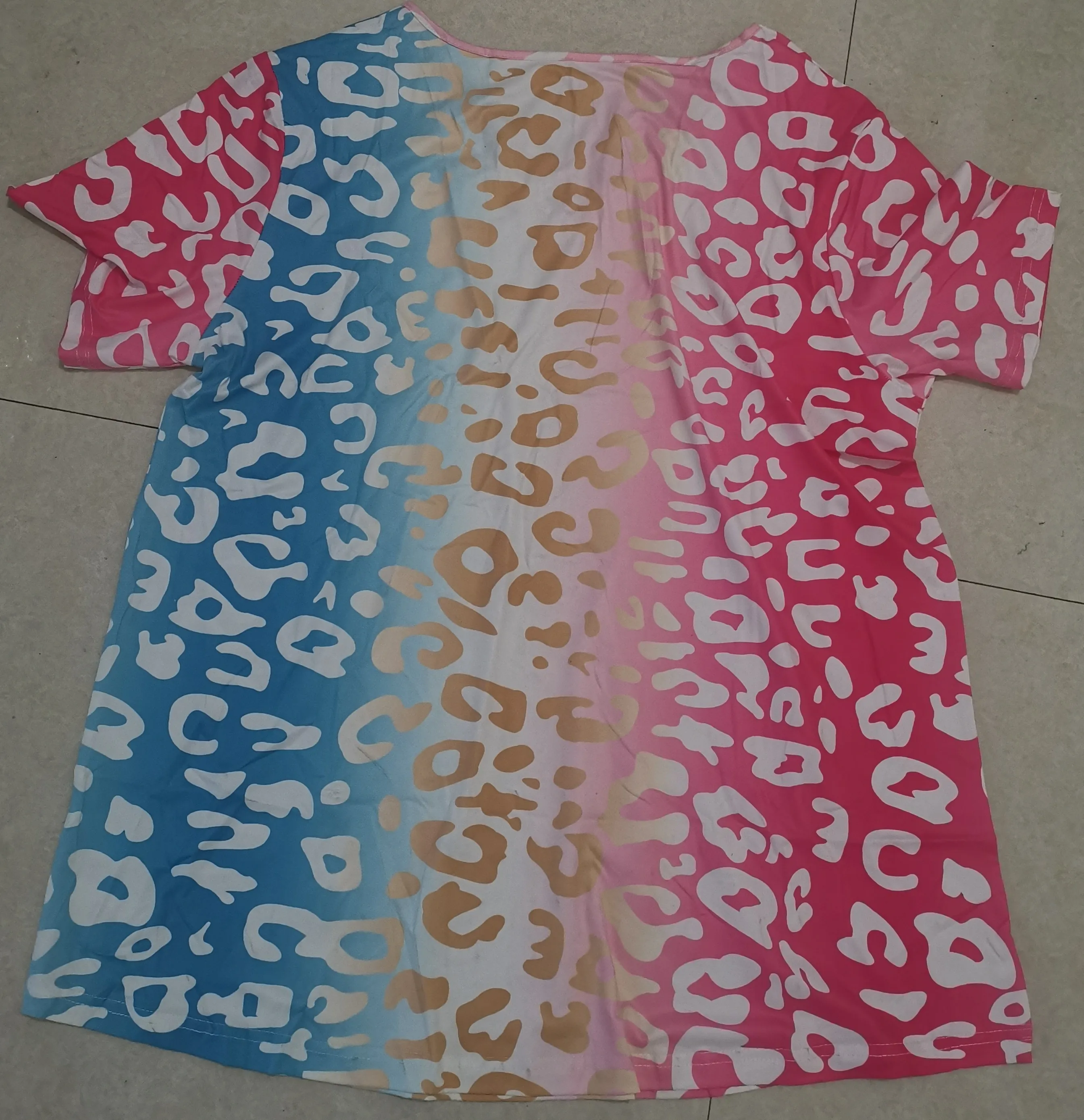 YWDREAMING Women Casual T-shirt Leopard Gradient Tie Dye Cross Straps Tee Women Fashion Short Sleeve Casual Loose Tee
YWDREAMING Women Casual T-shirt Leopard Gradient Tie Dye Cross Straps Tee Women Fashion Short Sleeve Casual Loose Tee