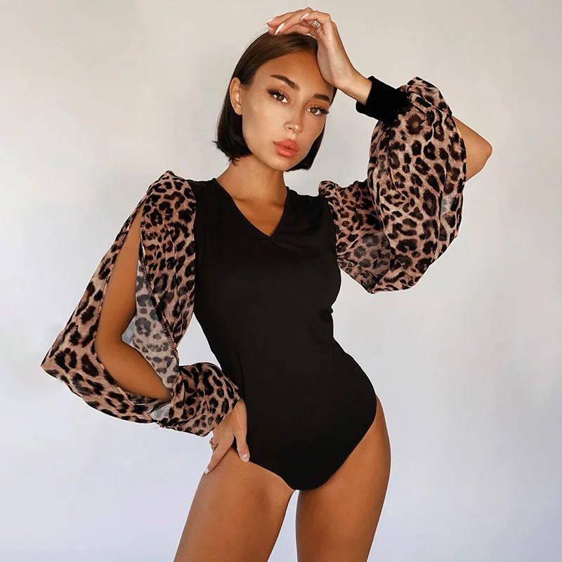 2021 Autumn New Women Sexy Patchwork Bodysuit V Neck Leapard Printed Sleeve Jumpsuit Nightclub One-piece Bodysuit Outfits
2021 Autumn New Women Sexy Patchwork Bodysuit V Neck Leapard Printed Sleeve Jumpsuit Nightclub One-piece Bodysuit Outfits
