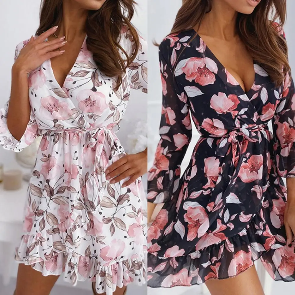 Women Flower Print Dress Casual V-neck Streetwear Waisted Ruffles Tie-in Waist Split Dress Elegant Female A Line Party Vestidos
Women Flower Print Dress Casual V-neck Streetwear Waisted Ruffles Tie-in Waist Split Dress Elegant Female A Line Party Vestidos