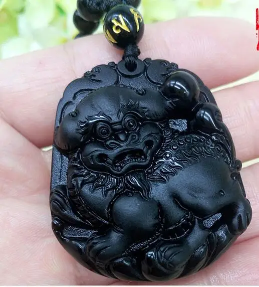 Модный трендовый обсидиановый кулон в виде льва, тонкий резной матовый бриллиантовый амулет на удачу 
Модный трендовый обсидиановый кулон в виде льва, тонкий резной матовый бриллиантовый амулет на удачу