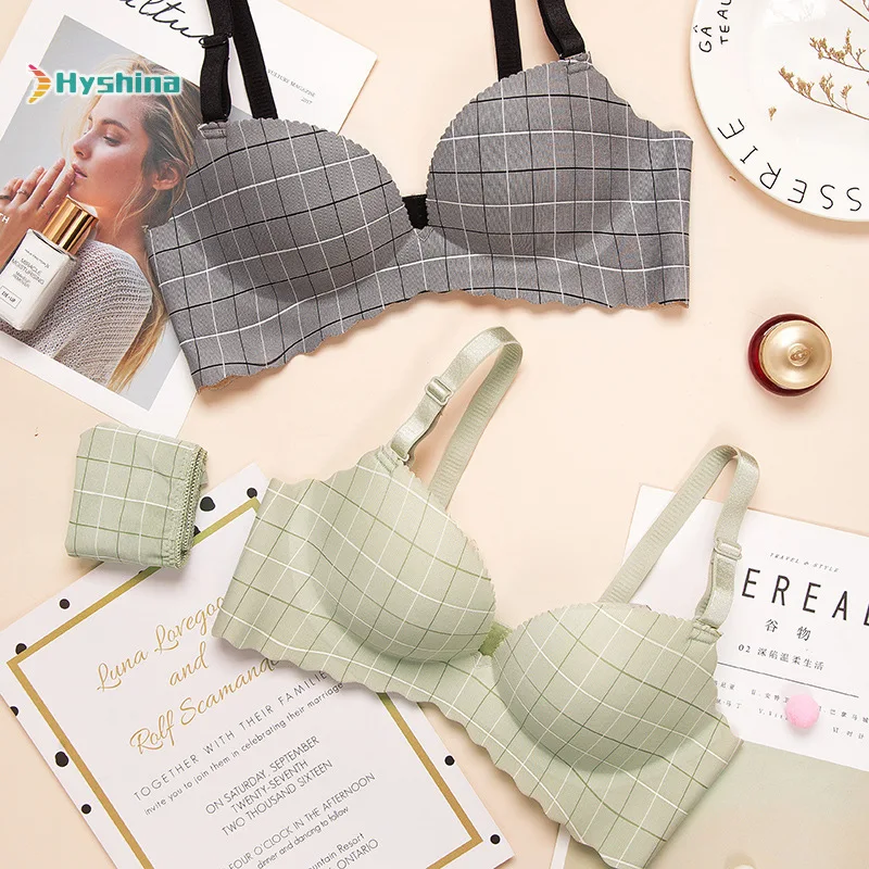 Traceless Atrium Spring and Summer Plaid Underwear Bra for Girls 
Traceless Atrium Spring and Summer Plaid Underwear Bra for Girls