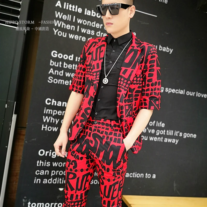 2pcs Red Letter Men Slim Fit Suit (jacket+pant) Male Fashion Print Blazer Suit Men Suit Set Stage Show Singer Dj Costume Homme
2pcs Red Letter Men Slim Fit Suit (jacket+pant) Male Fashion Print Blazer Suit Men Suit Set Stage Show Singer Dj Costume Homme