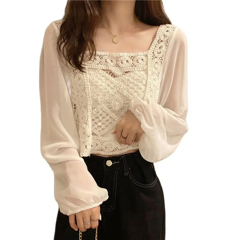 2021 autumn knit lace splicing blouse woman short long sleeves top square collar Hollow out Backless casual loose pullover
2021 autumn knit lace splicing blouse woman short long sleeves top square collar Hollow out Backless casual loose pullover