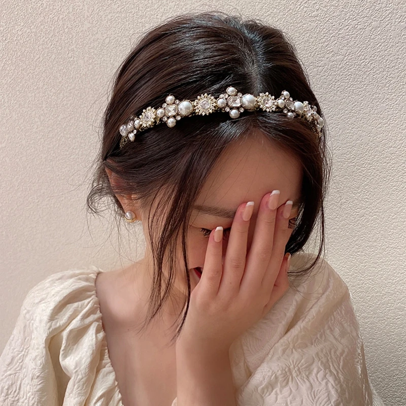 MENGJIQIAO Korean Luxury Vintage Crystal Flower Hairbands For Women Girls Elegant Pearl Headwrap Hair Accessories Jewelry
MENGJIQIAO Korean Luxury Vintage Crystal Flower Hairbands For Women Girls Elegant Pearl Headwrap Hair Accessories Jewelry