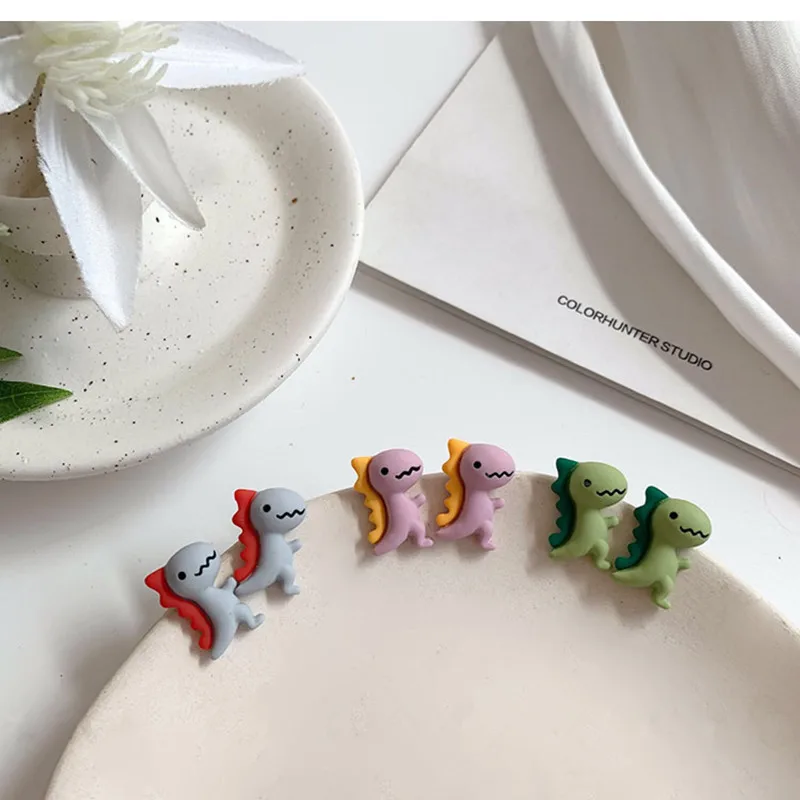 2021 Vigorous girl Small Fresh Cartoon Cute Dinosaur Earring New Sweet Temperament Women's Stud Earrings Fashion Jewelry
2021 Vigorous girl Small Fresh Cartoon Cute Dinosaur Earring New Sweet Temperament Women's Stud Earrings Fashion Jewelry